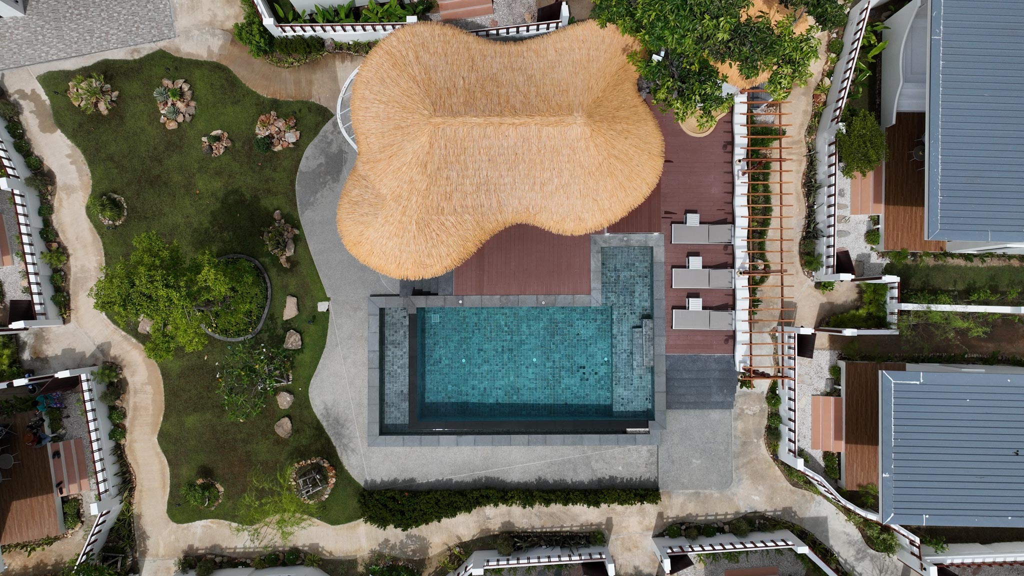 Pukawa Hotel & Residence