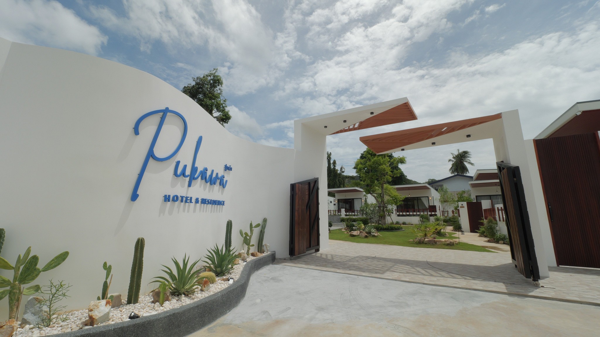 Pukawa Hotel & Residence