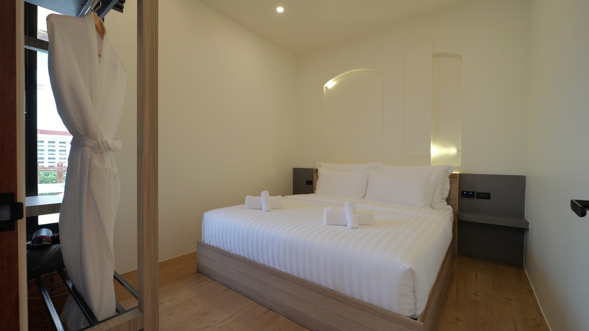 Grand Oasis Two-Bedroom Villa with Private Plunge Pool