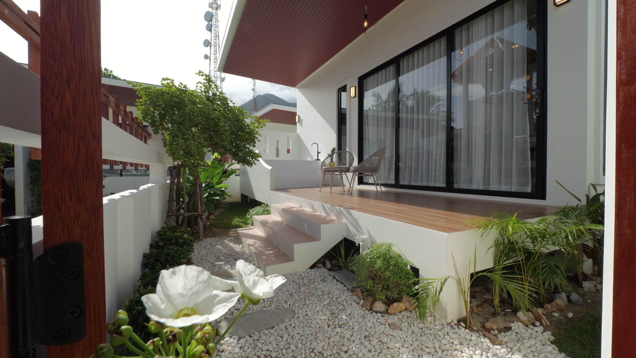 Pukawa Hotel & Residence