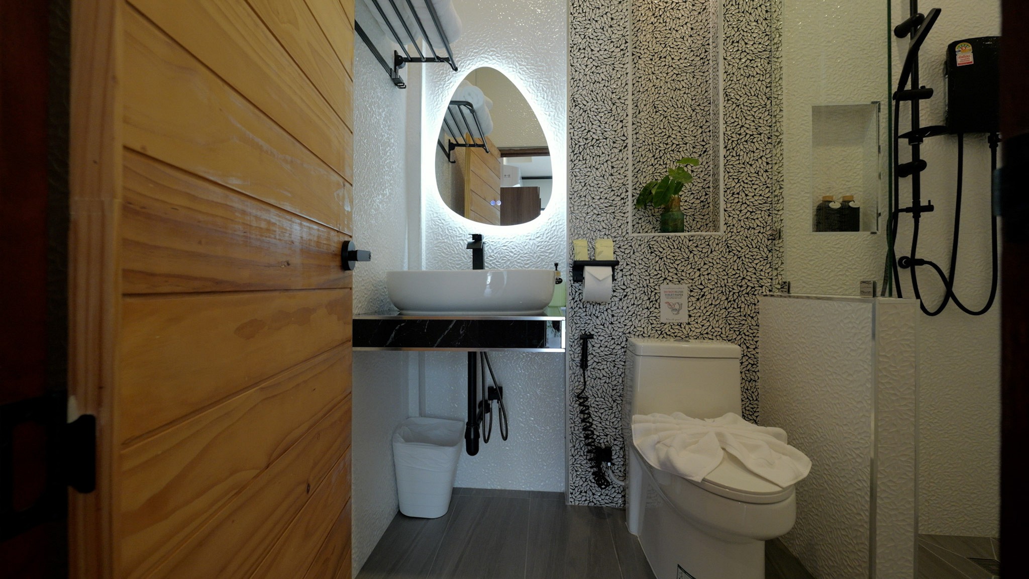 Grand Oasis One-Bedroom Villa with Private Plunge Pool